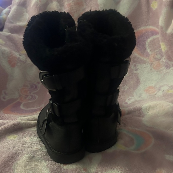 Dream Pairs Black Kids Boots - Picture 5 of 7